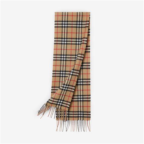 burberry children scarf|Burberry scarf for children.